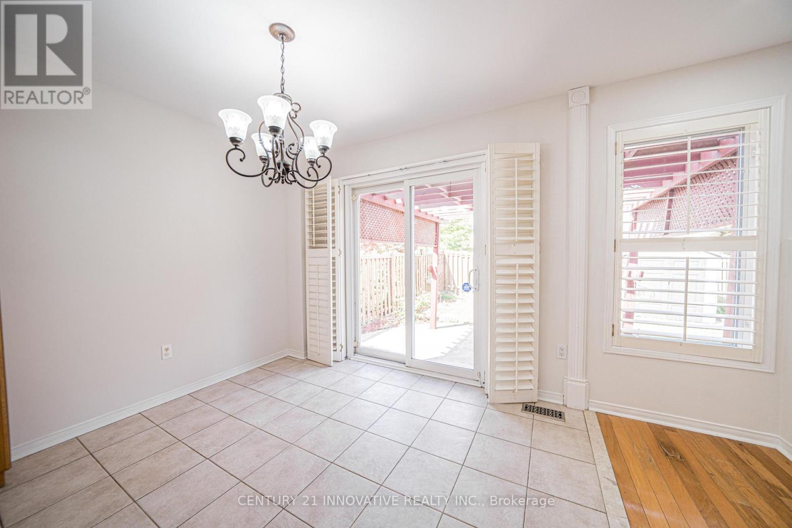 117 Raintree Crescent, Richmond Hill, Ontario  L4E 3Y8 - Photo 12 - N13752856