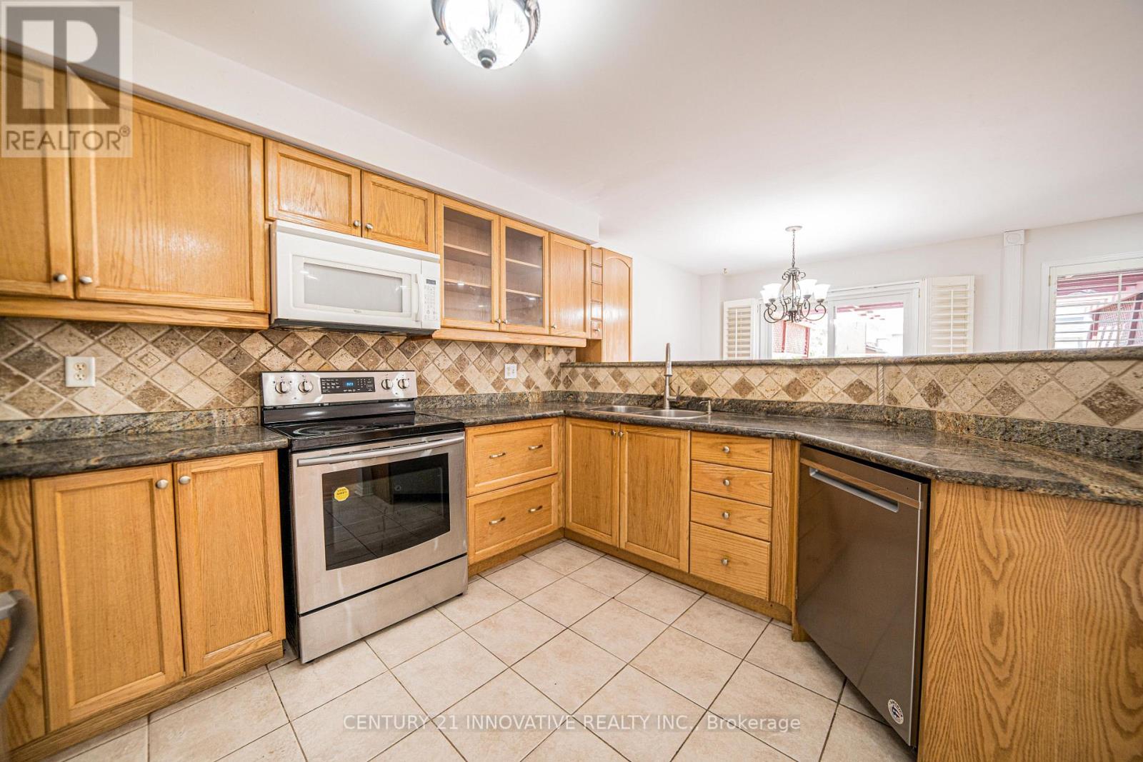 117 Raintree Crescent, Richmond Hill, Ontario  L4E 3Y8 - Photo 13 - N13752856