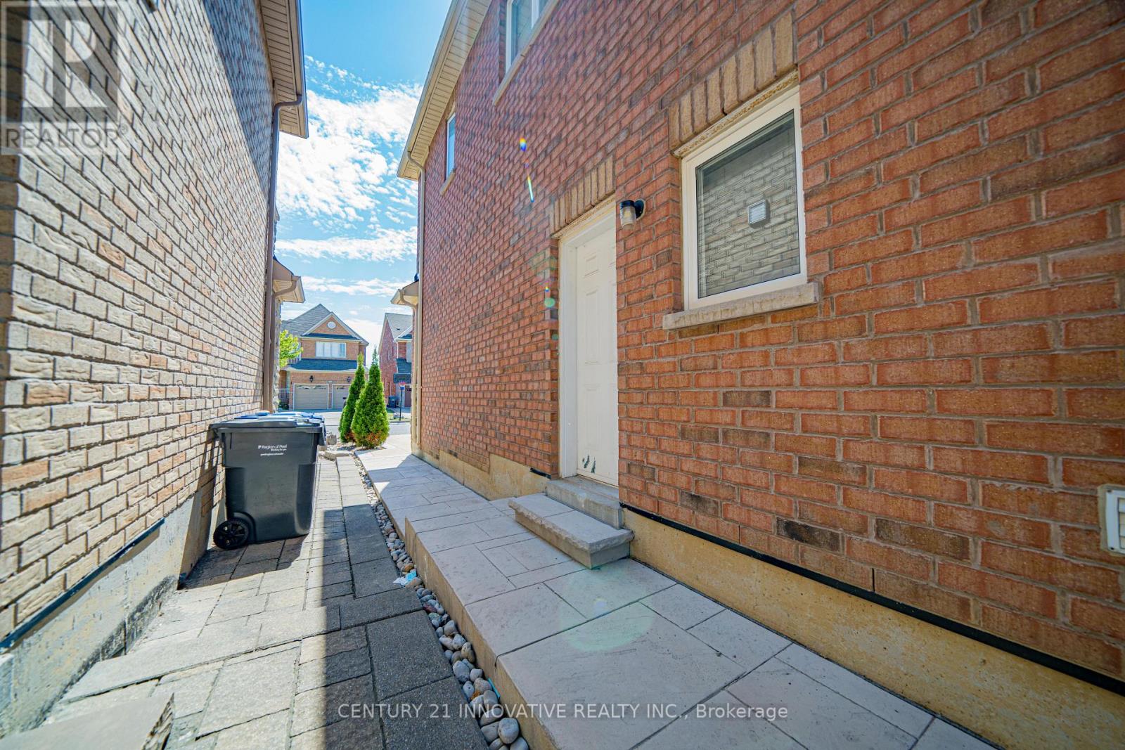 117 Raintree Crescent, Richmond Hill, Ontario  L4E 3Y8 - Photo 35 - N13752856