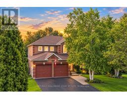 380 ALEX DONER DRIVE, Newmarket, Ontario