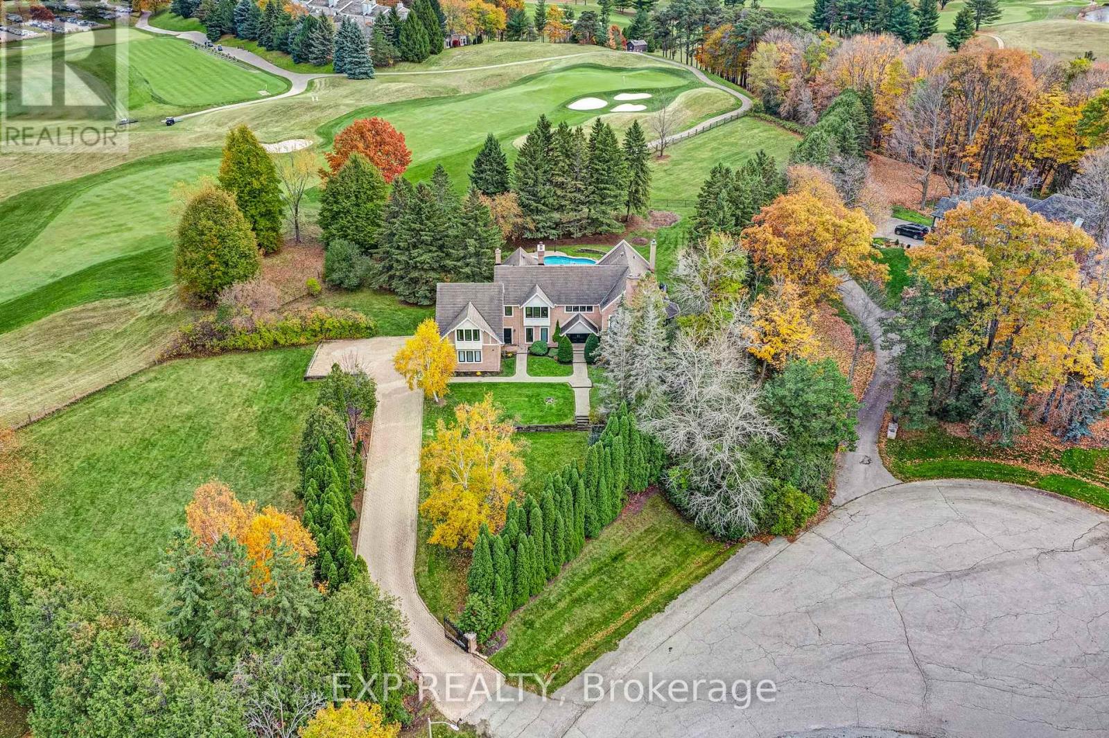 15 Jarvis Avenue, Aurora, Ontario  L4G 6W8 - Photo 1 - N13752988