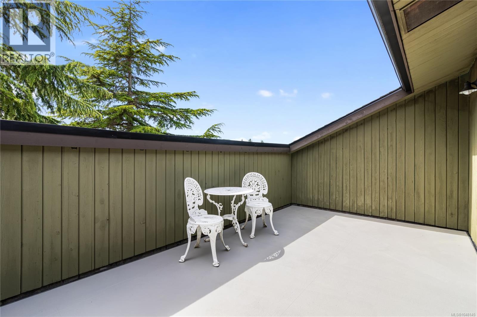 4021 Dawnview Cres, Saanich, British Columbia  V8N 5P7 - Photo 31 - 1048145