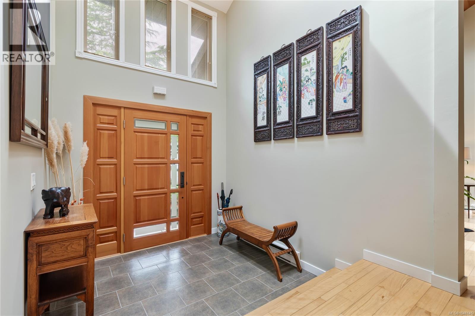 4021 Dawnview Cres, Saanich, British Columbia  V8N 5P7 - Photo 4 - 1048145
