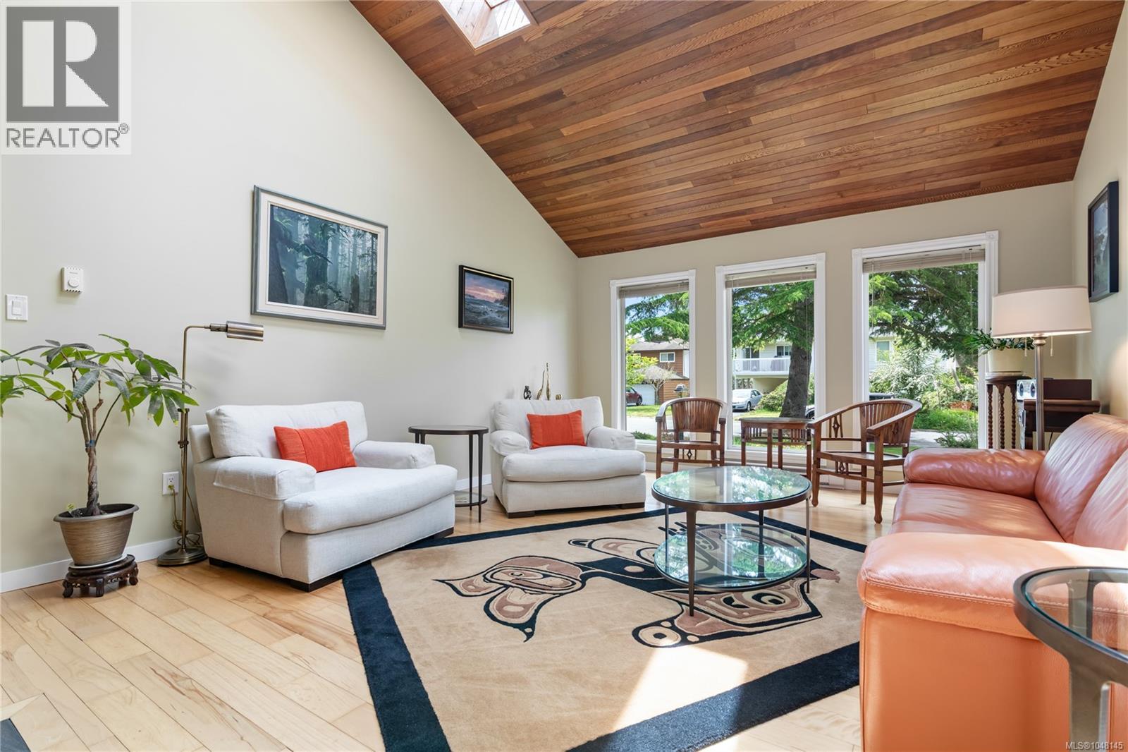 4021 Dawnview Cres, Saanich, British Columbia  V8N 5P7 - Photo 6 - 1048145