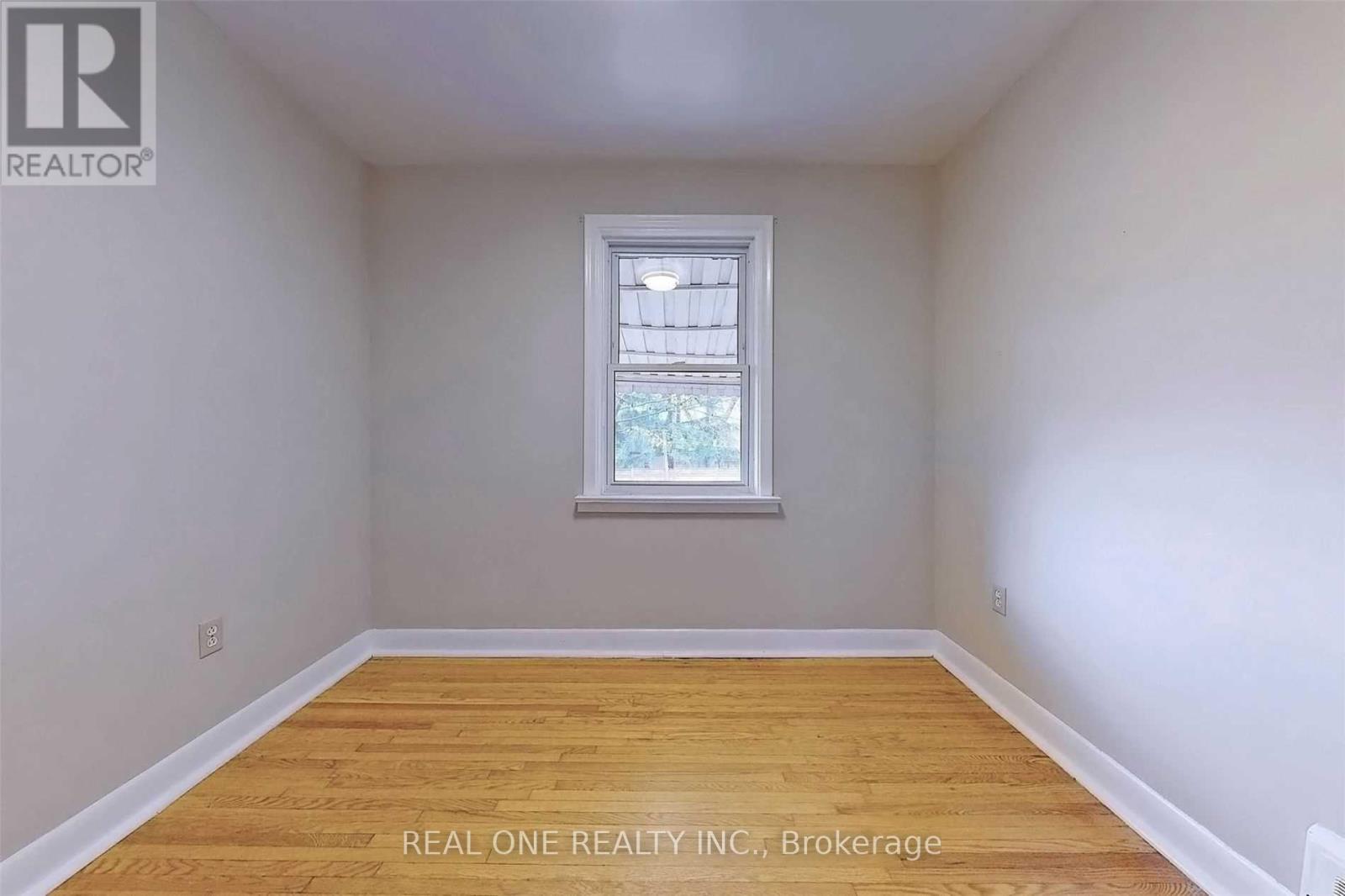 349 Horsham Avenue, Toronto, Ontario  M2R 1G8 - Photo 10 - C13507004