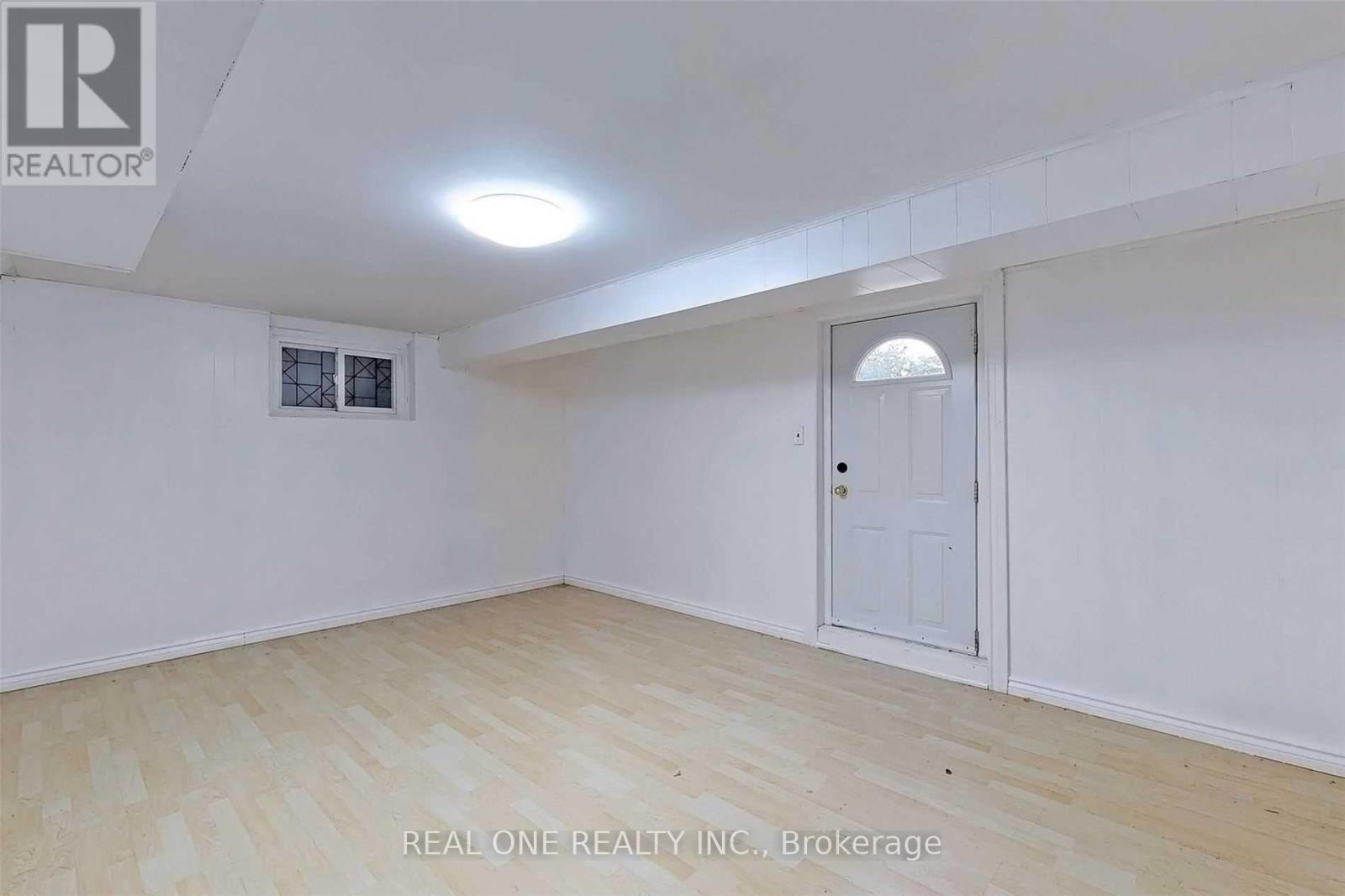 349 Horsham Avenue, Toronto, Ontario  M2R 1G8 - Photo 16 - C13507004