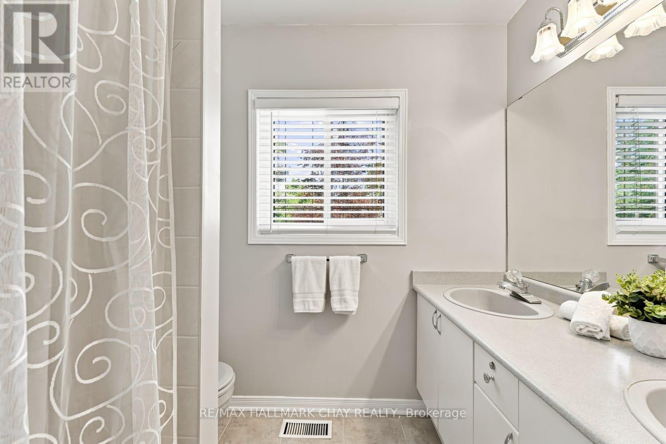 380 Alex Doner Drive, Newmarket, Ontario  L3X 1E1 - Photo 28 - N13752898