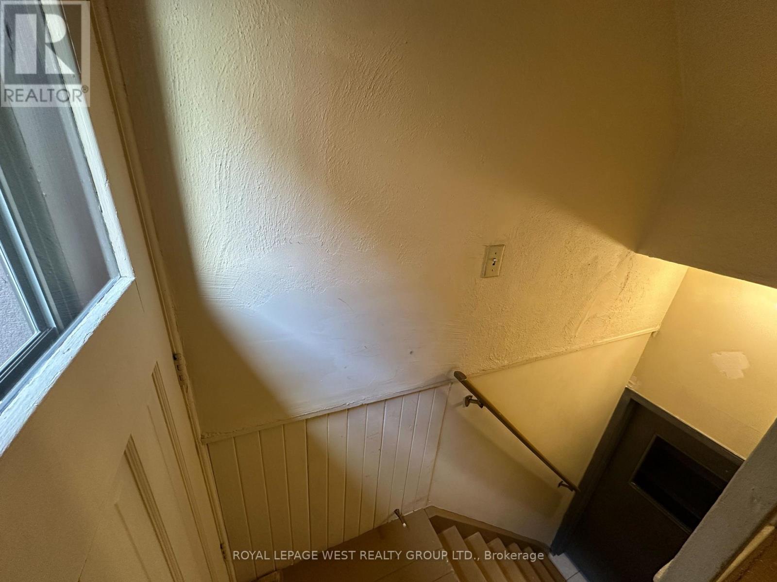 6 - 27 Mossom Road, Toronto, Ontario  M6S 1L9 - Photo 14 - W13752812