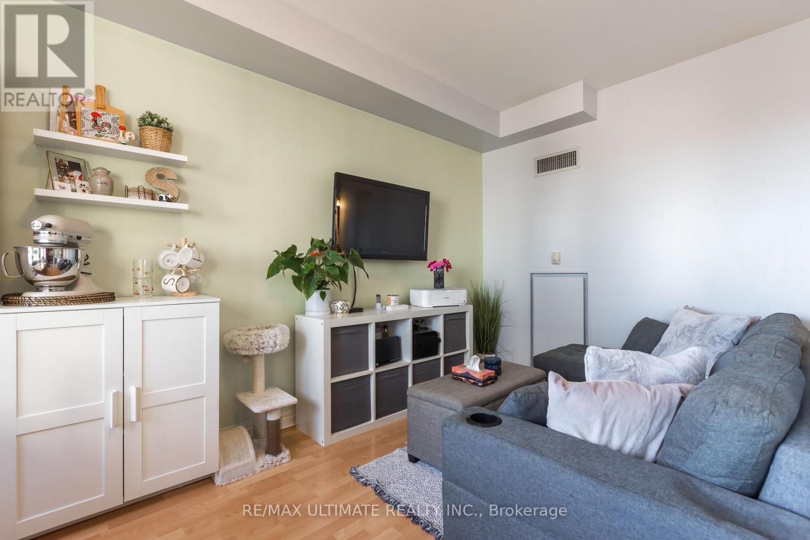 406 - 1415 Lawrence Avenue W, Toronto, Ontario  M6L 1A9 - Photo 13 - W13752830