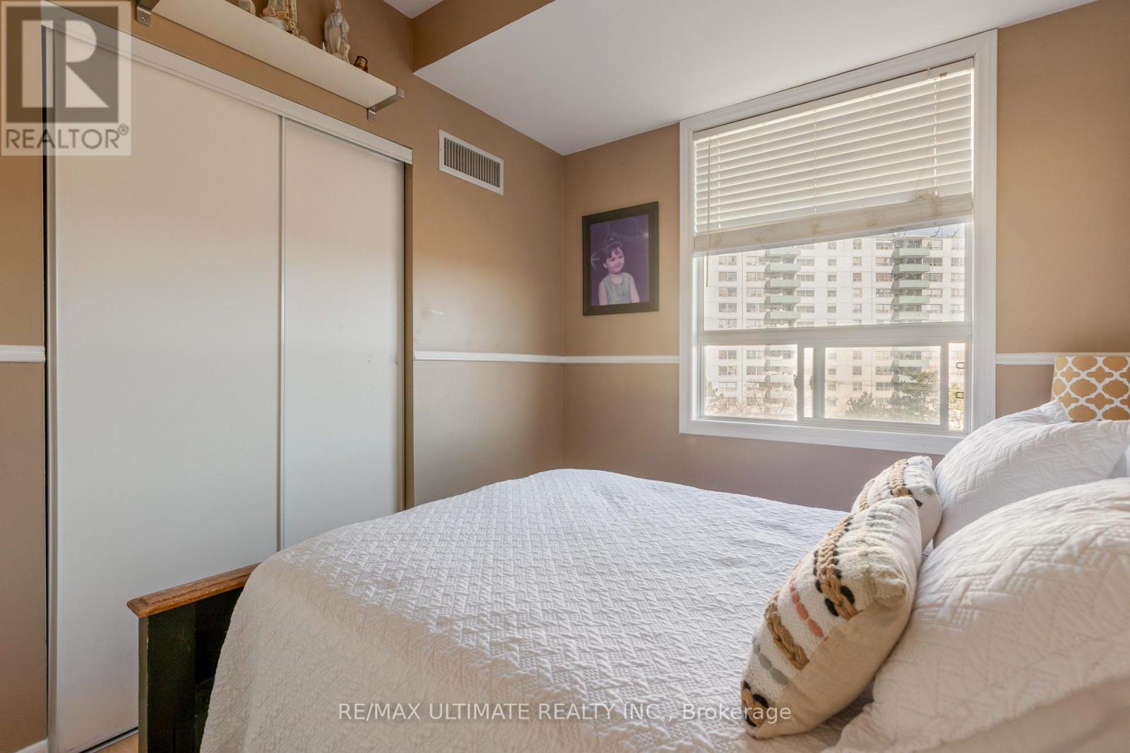 406 - 1415 Lawrence Avenue W, Toronto, Ontario  M6L 1A9 - Photo 21 - W13752830