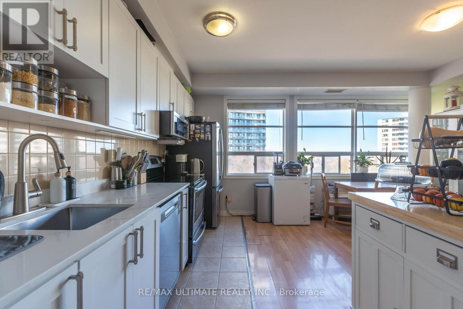 406 - 1415 Lawrence Avenue W, Toronto, Ontario  M6L 1A9 - Photo 7 - W13752830