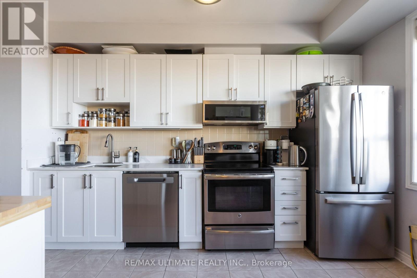 406 - 1415 Lawrence Avenue W, Toronto, Ontario  M6L 1A9 - Photo 8 - W13752830