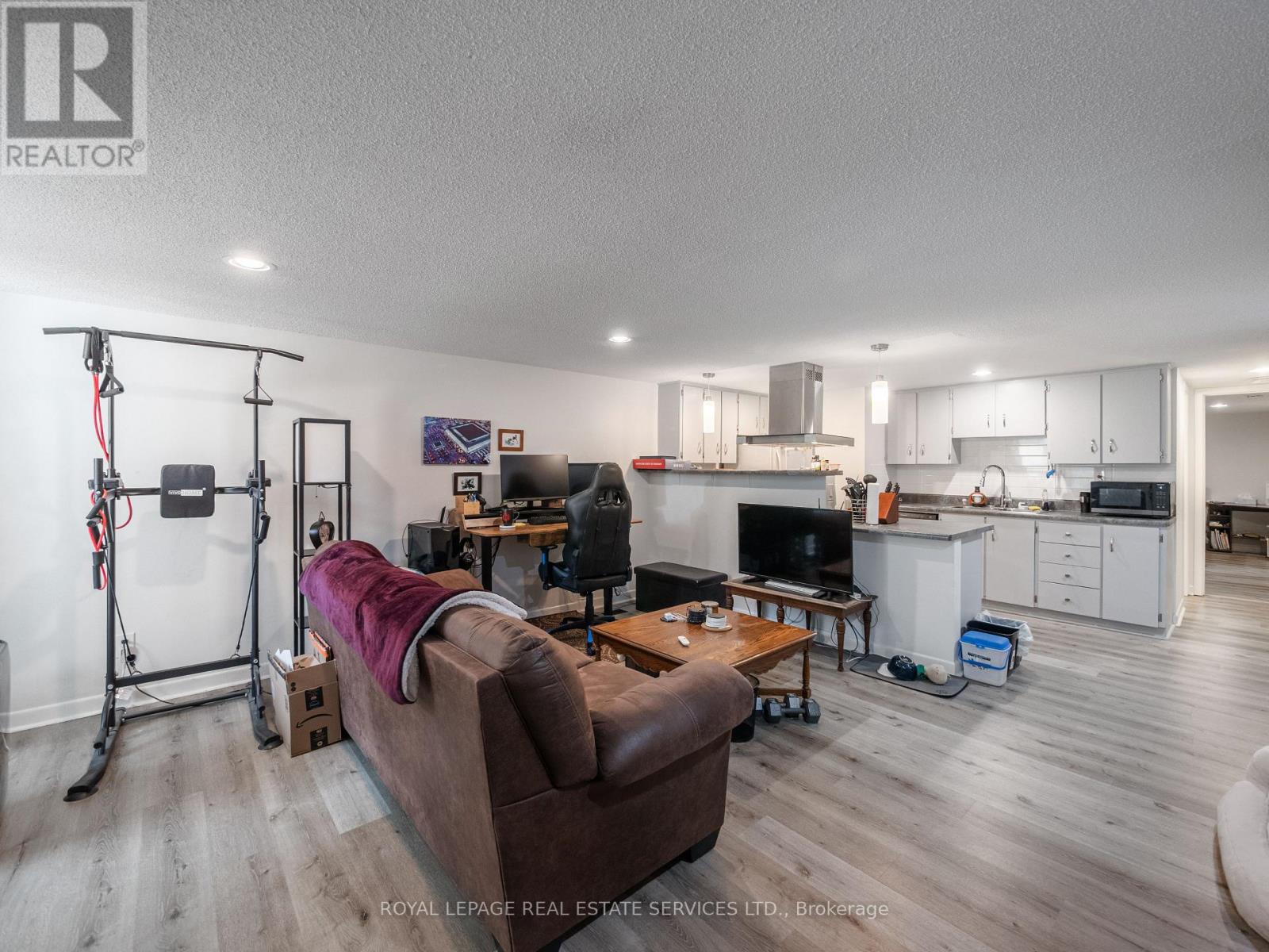 346 Indian Road Crescent, Toronto, Ontario  M6P 2H1 - Photo 38 - W13752852