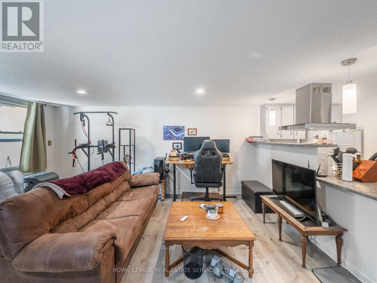 346 Indian Road Crescent, Toronto, Ontario  M6P 2H1 - Photo 40 - W13752852