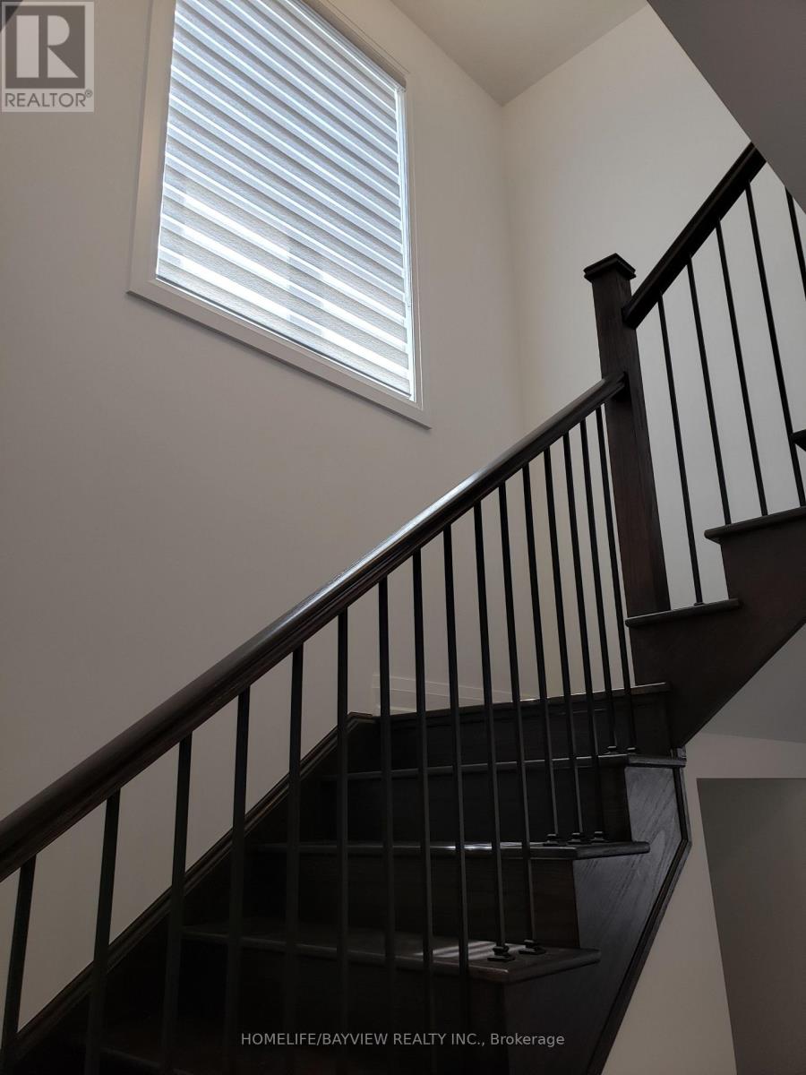 4169 Hillsborough Crescent, Oakville, Ontario  L6H 3P9 - Photo 12 - W13752862