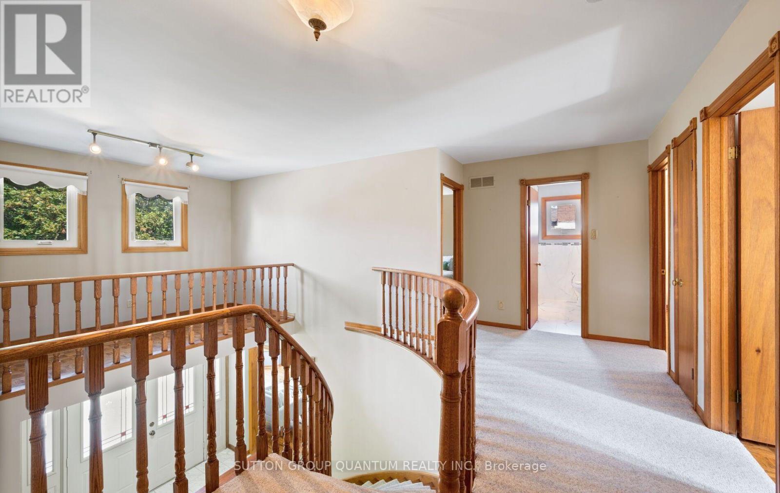 1896 Stoneybrook Court, Mississauga, Ontario  L5L 3W2 - Photo 24 - W13752868
