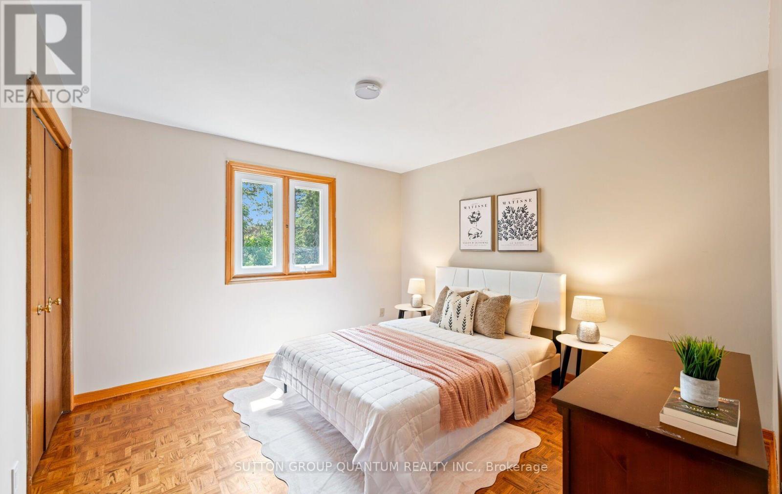 1896 Stoneybrook Court, Mississauga, Ontario  L5L 3W2 - Photo 27 - W13752868