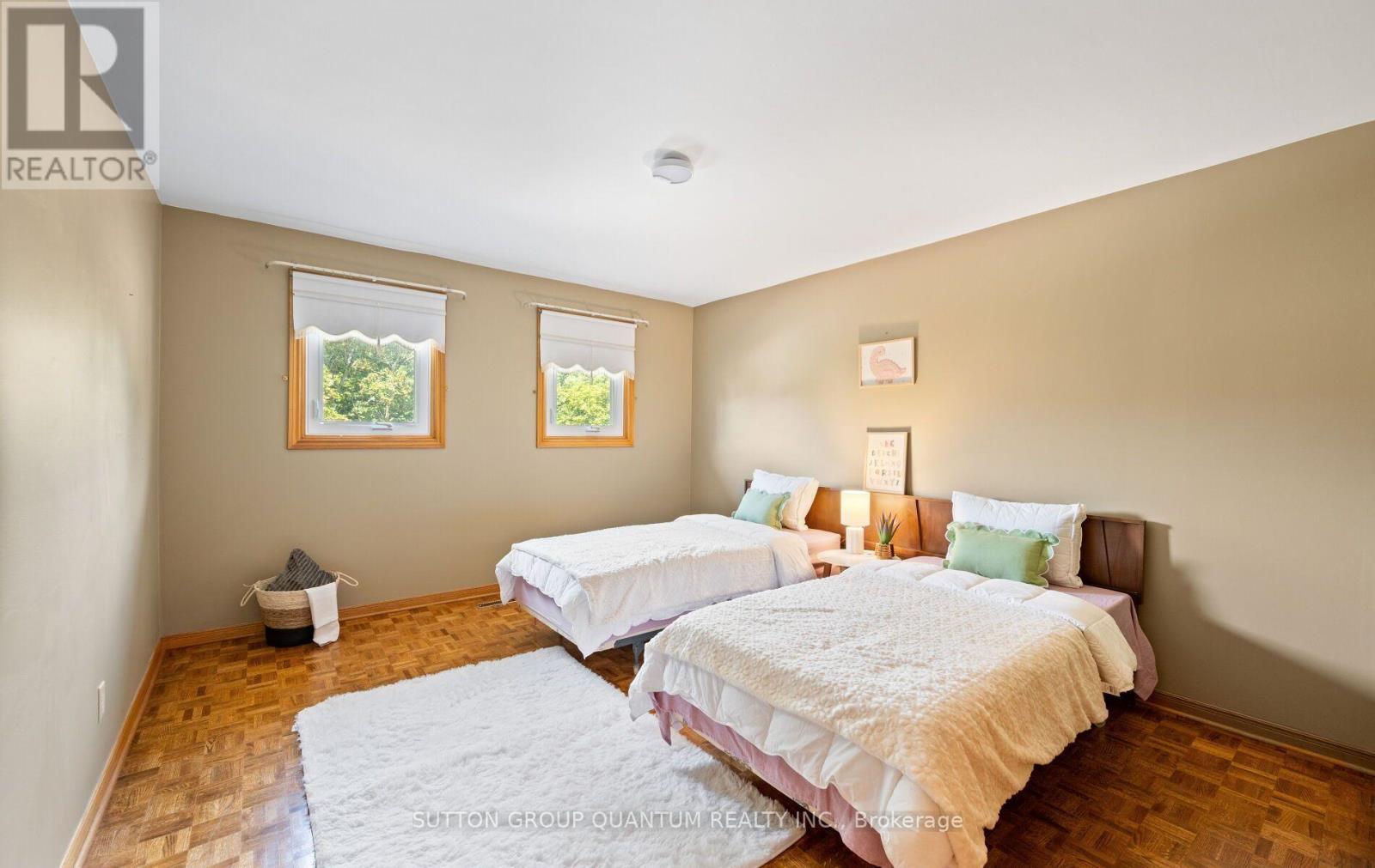 1896 Stoneybrook Court, Mississauga, Ontario  L5L 3W2 - Photo 29 - W13752868