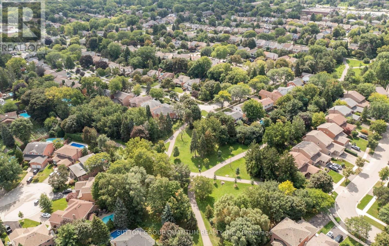 1896 Stoneybrook Court, Mississauga, Ontario  L5L 3W2 - Photo 49 - W13752868