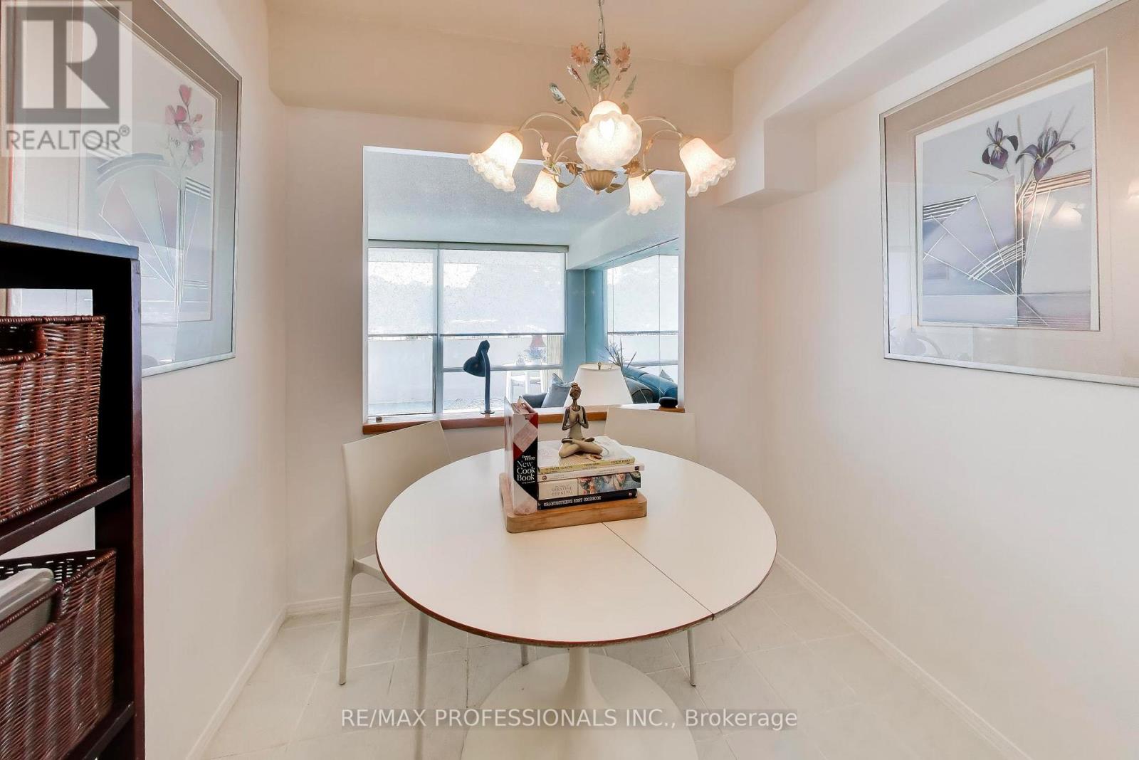 207 - 260 Scarlett Road, Toronto, Ontario  M6N 4X6 - Photo 15 - W13752992