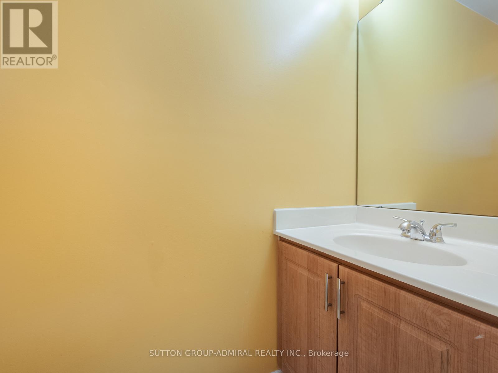 #60 - 385 The East Mall, Toronto, Ontario  M9B 6J4 - Photo 15 - W13753006