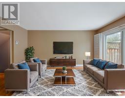 #60 - 385 THE EAST MALL, Toronto, Ontario