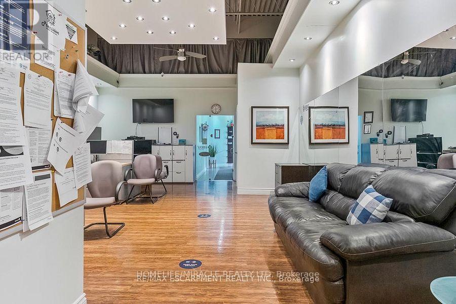 13 - 2400 Wyecroft Road, Oakville, Ontario  L6L 6M8 - Photo 5 - W13741178