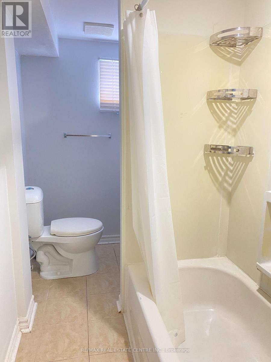 125 Rutherford Road N, Brampton, Ontario L6V 2J4 - Photo 4 - W13748996