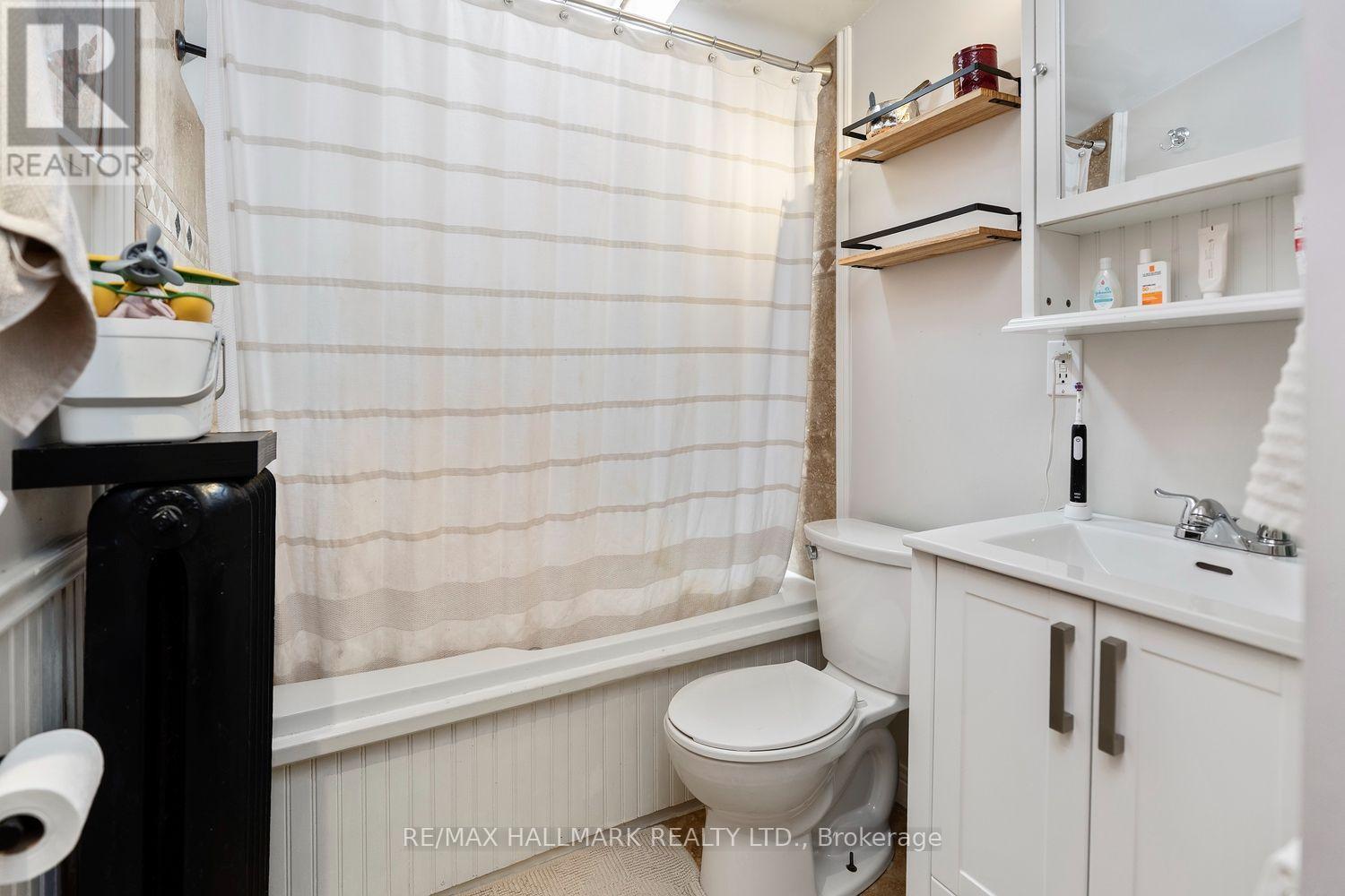 141 Humbercrest Boulevard, Toronto, Ontario  M6S 4L4 - Photo 27 - W13751184