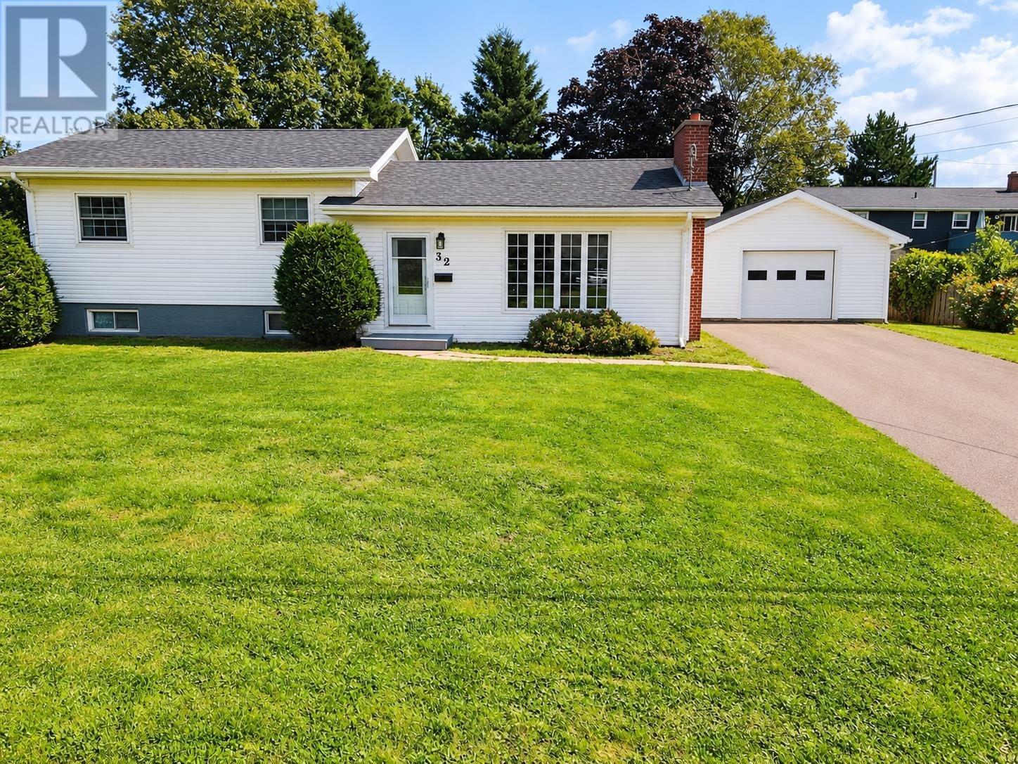 32 Darby Drive, Summerside, Prince Edward Island  C1N 4V5 - Photo 1 - 202622601