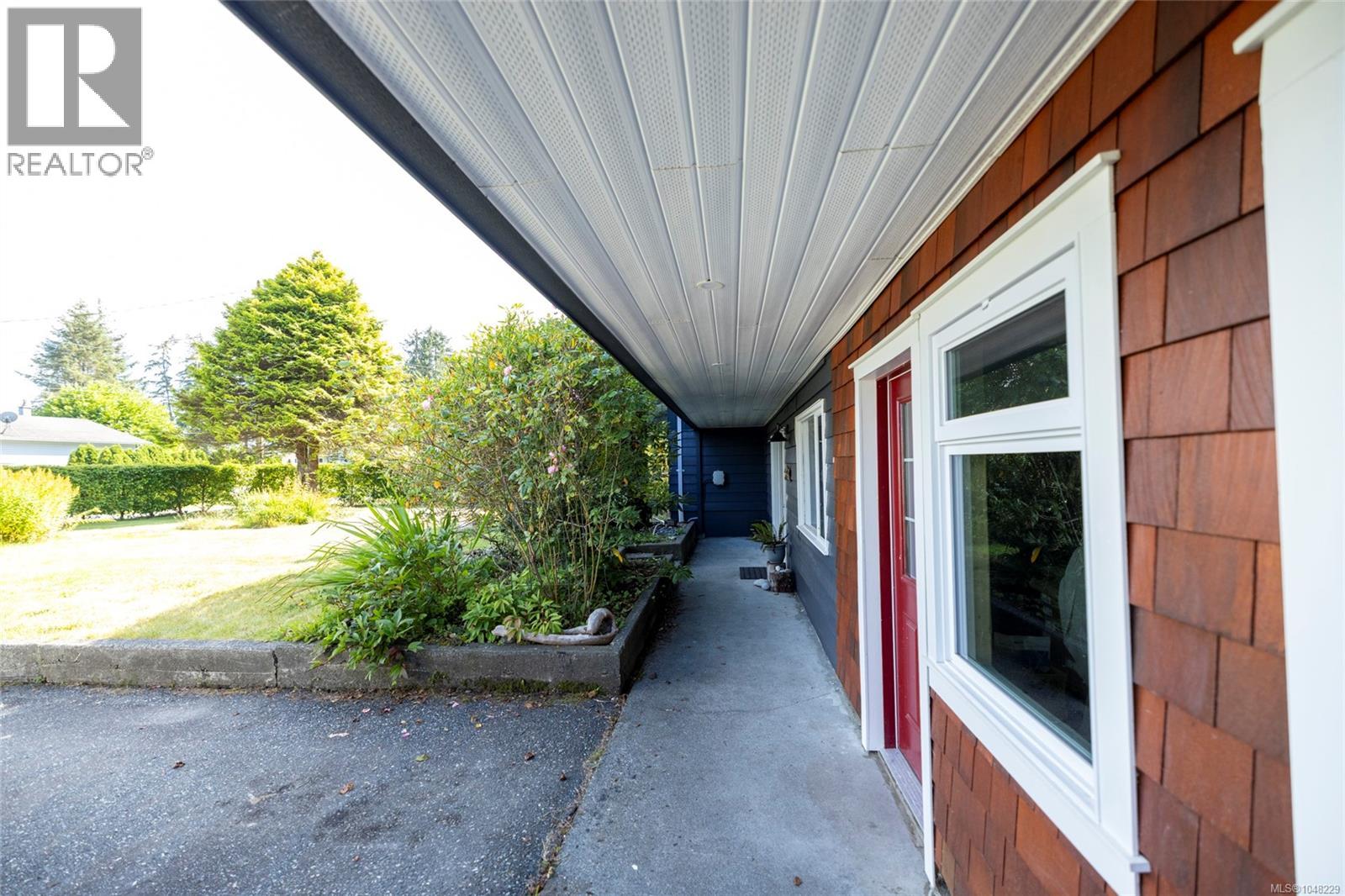 6420 Chatham Ave, Port Hardy, British Columbia  V0N 2P0 - Photo 5 - 1048229