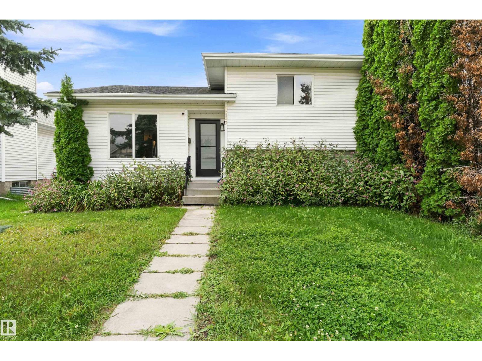 9507 170 AV NW, Edmonton, Alberta