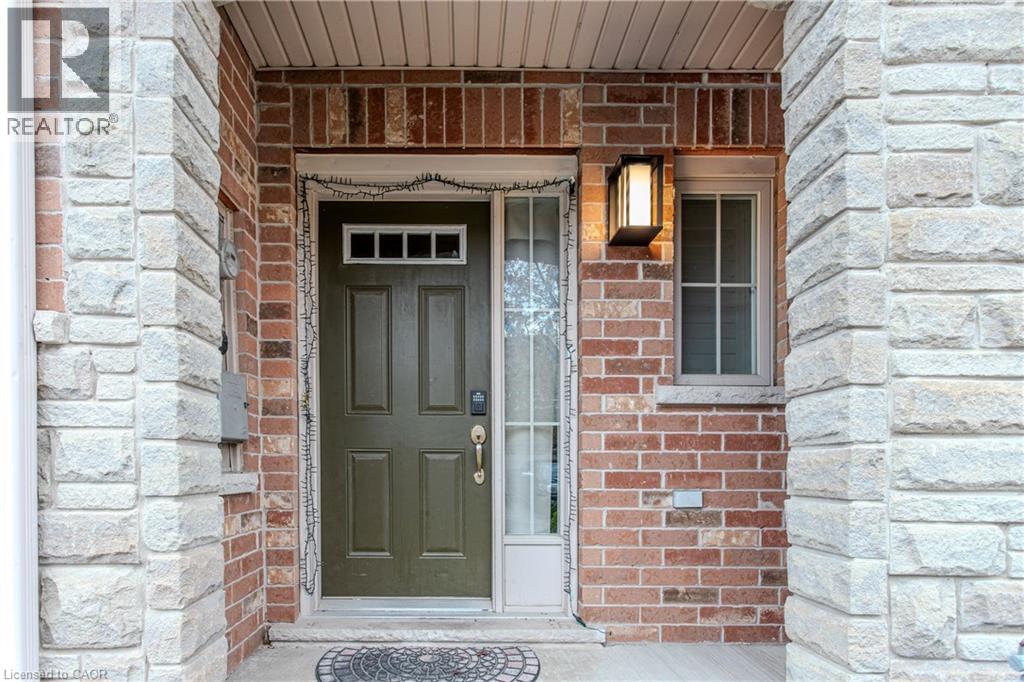 49 Marina Point Crescent, Hamilton, Ontario  L8E 0E4 - Photo 2 - 40861182