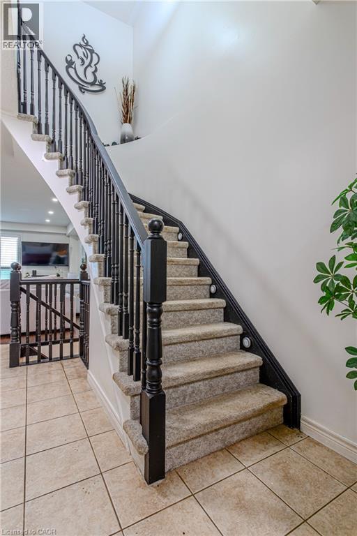 49 Marina Point Crescent, Hamilton, Ontario  L8E 0E4 - Photo 36 - 40861182