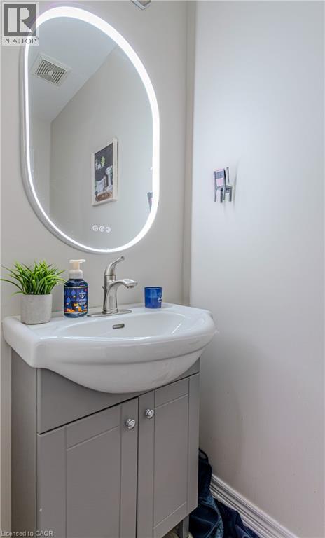 49 Marina Point Crescent, Hamilton, Ontario  L8E 0E4 - Photo 34 - 40861182