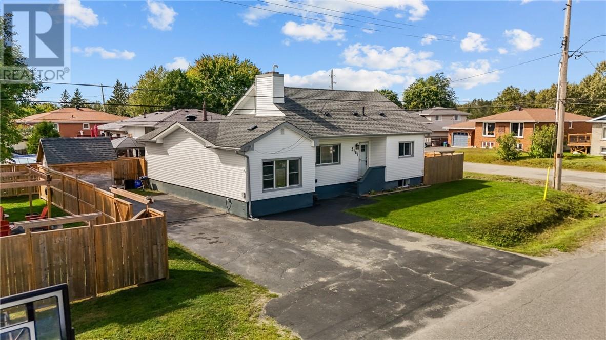 3167 Marie Avenue, Val Caron, Ontario  P3N 1B8 - Photo 32 - 2130160
