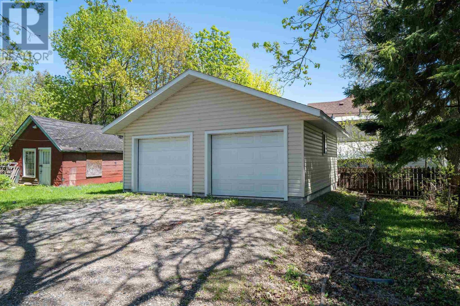 188 Church St, Sault Ste. Marie, Ontario  P6A 3H5 - Photo 5 - SM261200