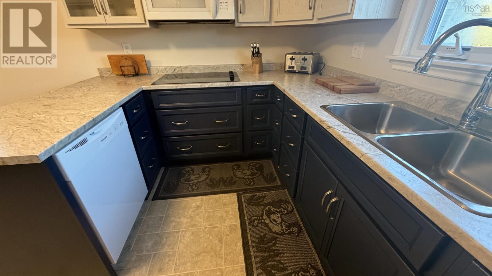 100 Parkwood Drive, Sydney River, Nova Scotia  B1S 1H7 - Photo 18 - 202622594