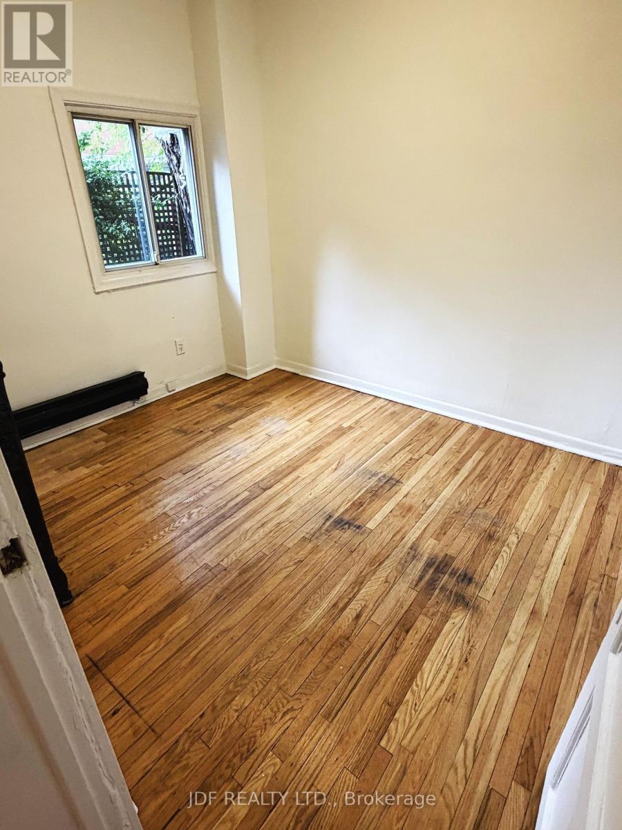 Main Floor - 383 Lansdowne Avenue, Toronto, Ontario  M6H 3Y2 - Photo 20 - C13419544