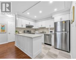 1711 - 256 DORIS AVENUE, Toronto, Ontario