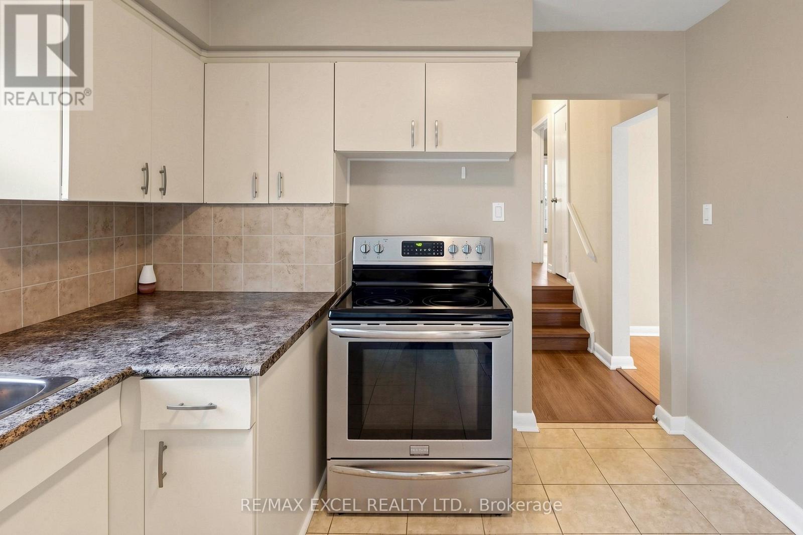 Main - 23 Linelle Street, Toronto, Ontario  M2N 2J4 - Photo 11 - C13736428