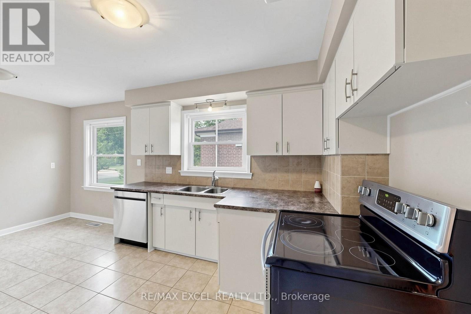 Main - 23 Linelle Street, Toronto, Ontario  M2N 2J4 - Photo 10 - C13736428