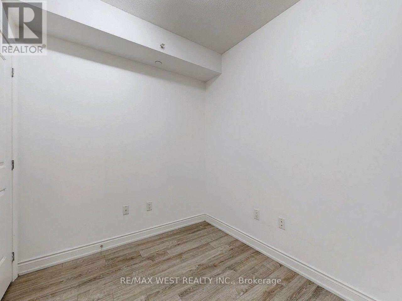 301 - 9618 Yonge Street, Richmond Hill, Ontario L4C 0X5 - Photo 22 - N13143152