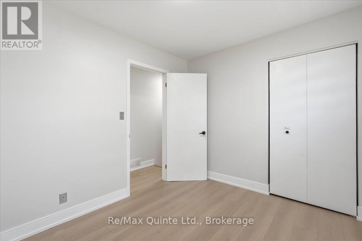 15 Robertson Lane, Belleville, Ontario  K8P 4C2 - Photo 18 - X13753172