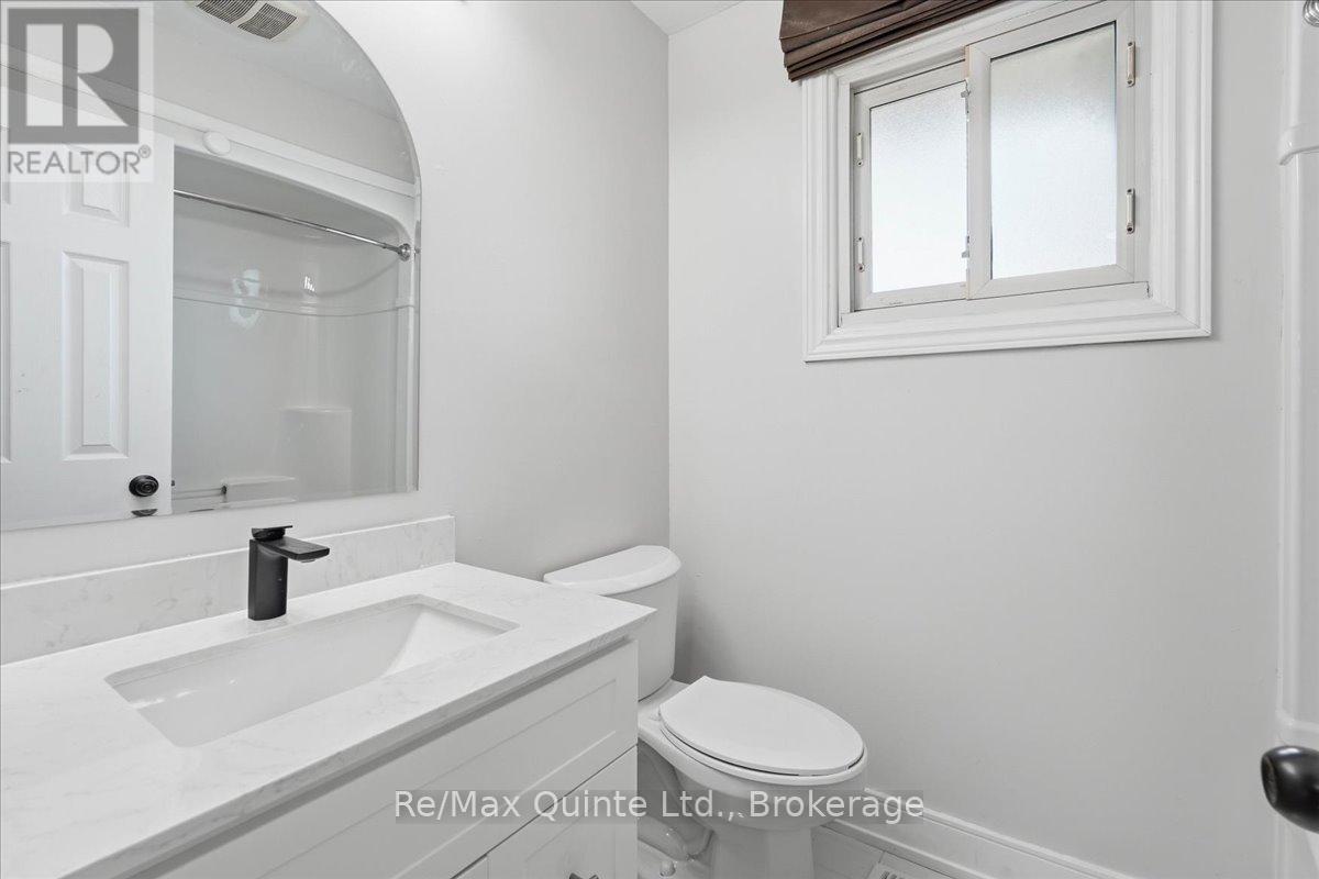 15 Robertson Lane, Belleville, Ontario  K8P 4C2 - Photo 25 - X13753172
