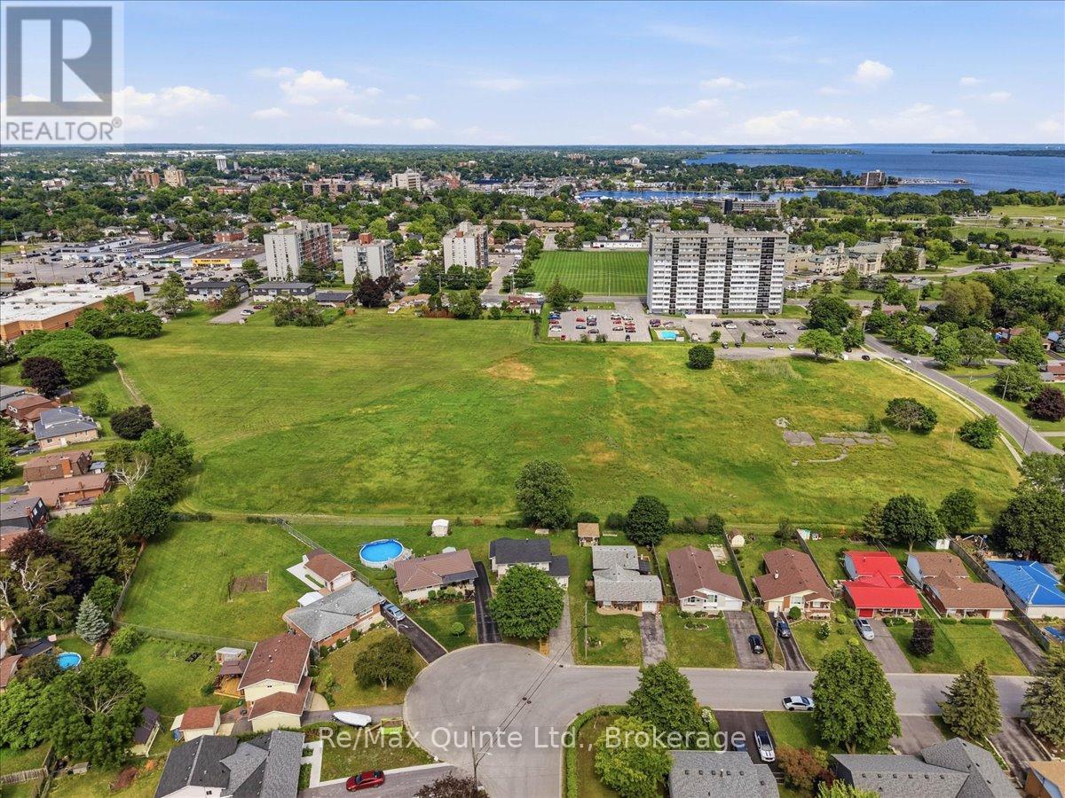 15 Robertson Lane, Belleville, Ontario  K8P 4C2 - Photo 42 - X13753172