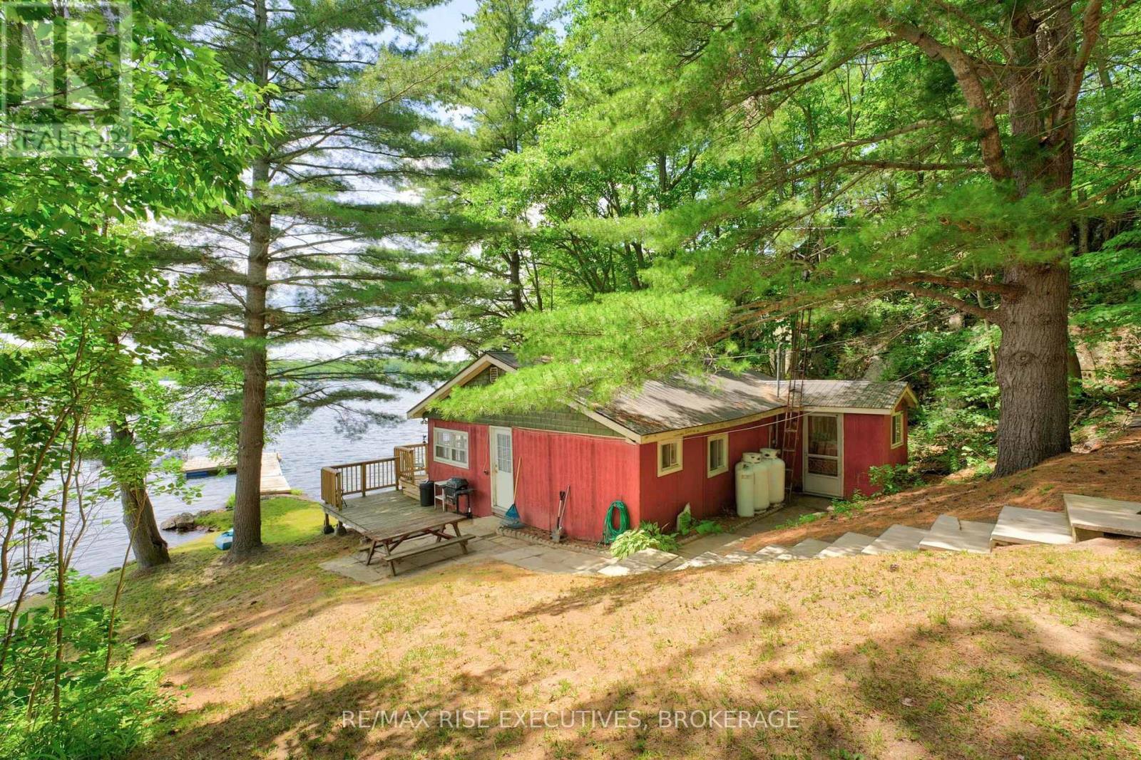 90 East Shore Lane, Frontenac, Ontario  K0H 2V0 - Photo 2 - X13753034