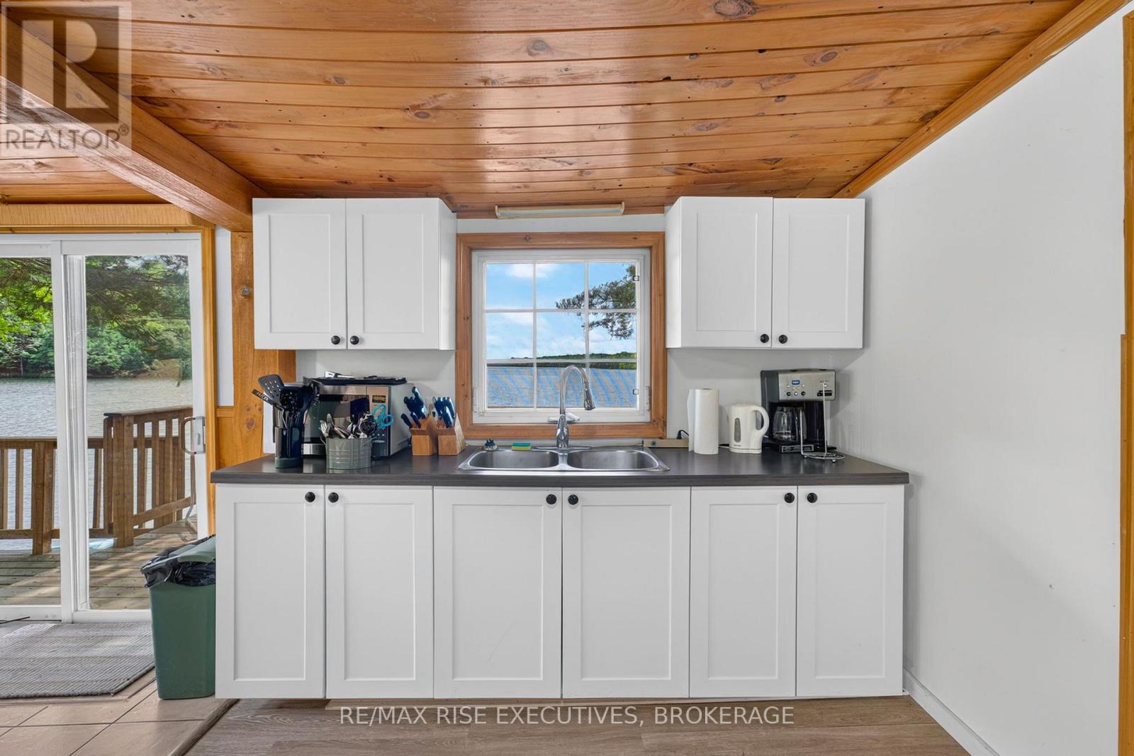 90 East Shore Lane, Frontenac, Ontario  K0H 2V0 - Photo 7 - X13753034