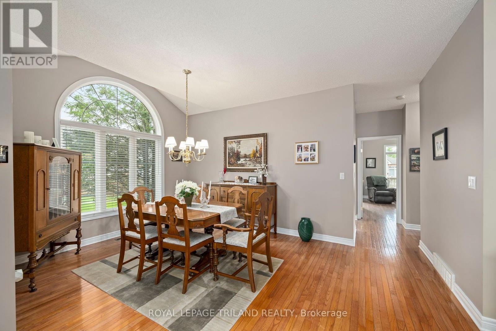 252 - 2025 Meadowgate Boulevard, London South, Ontario  N6M 1K9 - Photo 10 - X13753026