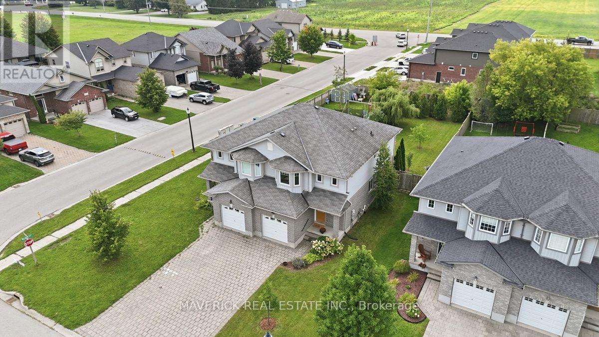 3 Leesboro Trail, Thames Centre, Ontario  N0M 2P0 - Photo 2 - X13753046